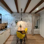 拉娜斯帕拉托公寓酒店 * 斯普利特