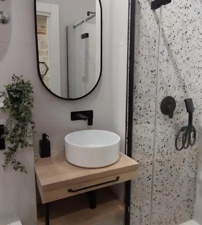 Apartman Lana *