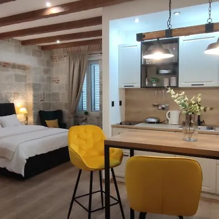 Apartment Lana *