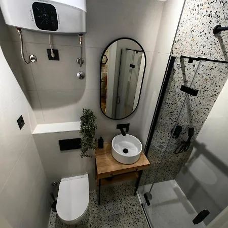 Lana Apartment *