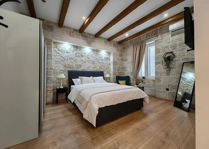 Lana Luxury Apartments- City Center Split * Сплит