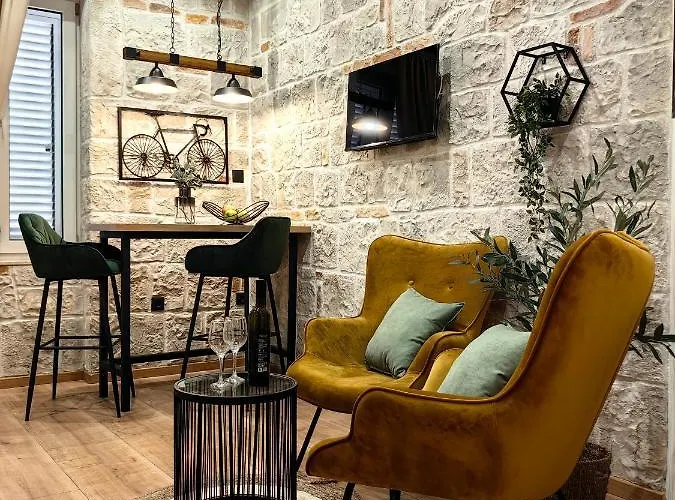 Апартаменты Lana Luxury Apartments- City Center Split