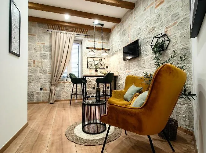 Апартаменты Lana Luxury Apartments- City Center Split Сплит