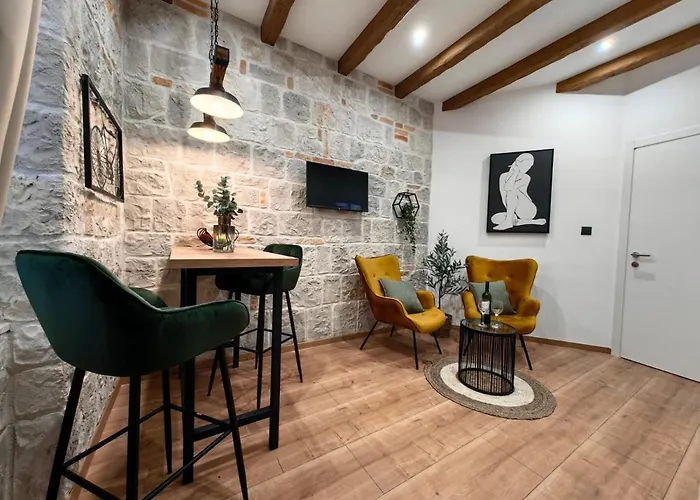 Lana Luxury Apartments- City Center Split * Сплит
