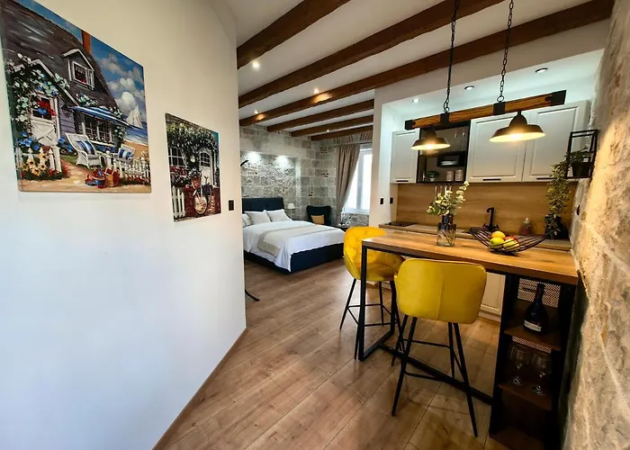 Апартаменты Lana Luxury Apartments- City Center Split *