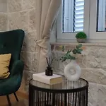 Lana Luxury Apartments- City Center Split شقة *