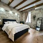 Lana Luxury Apartments- City Center Split شقة سبليت
