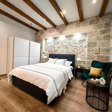 Lana Luxury Apartments- City Center Split سبليت